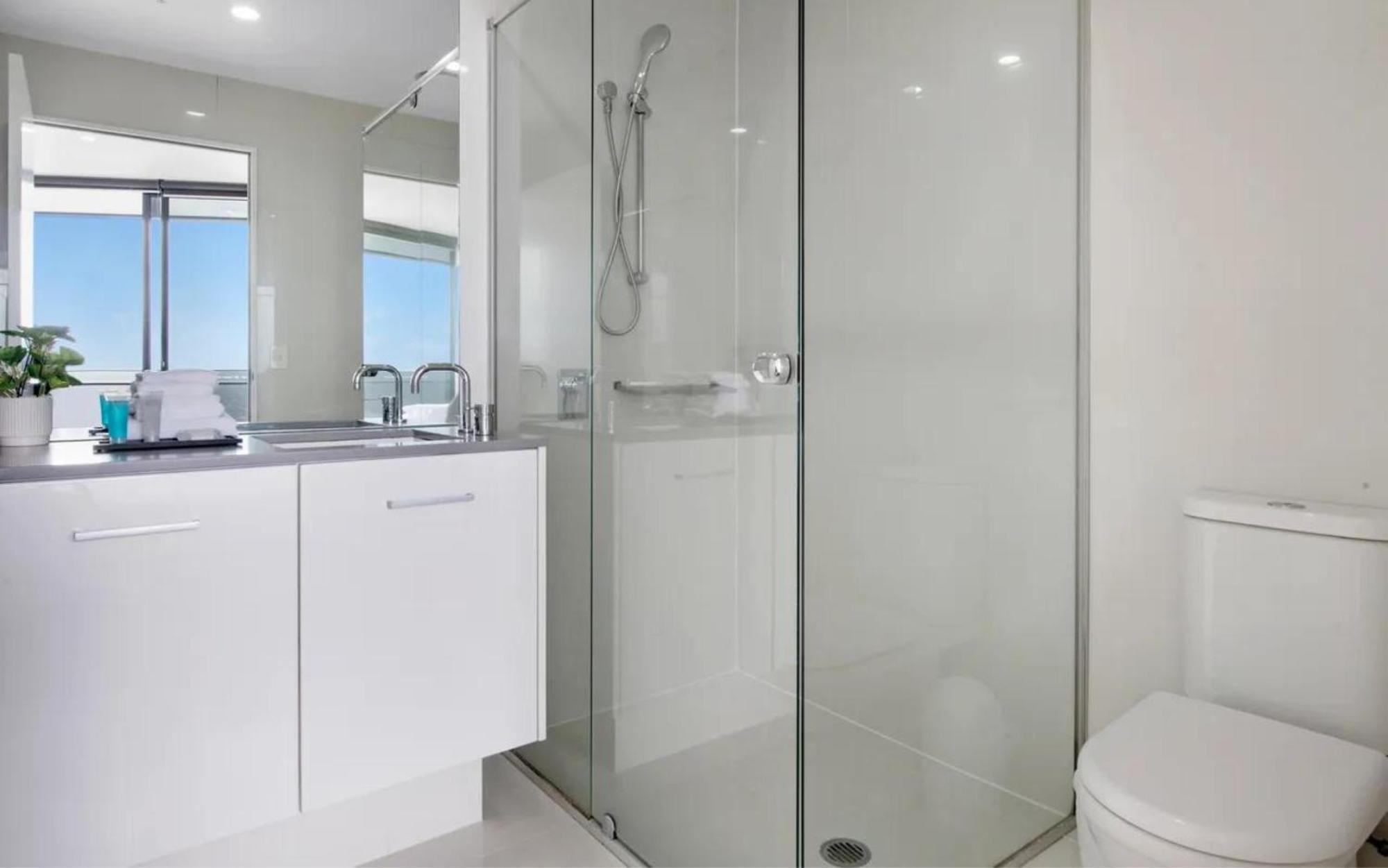Circle On Cavill By Vaun Aparthotel Gold Coast Bagian luar foto