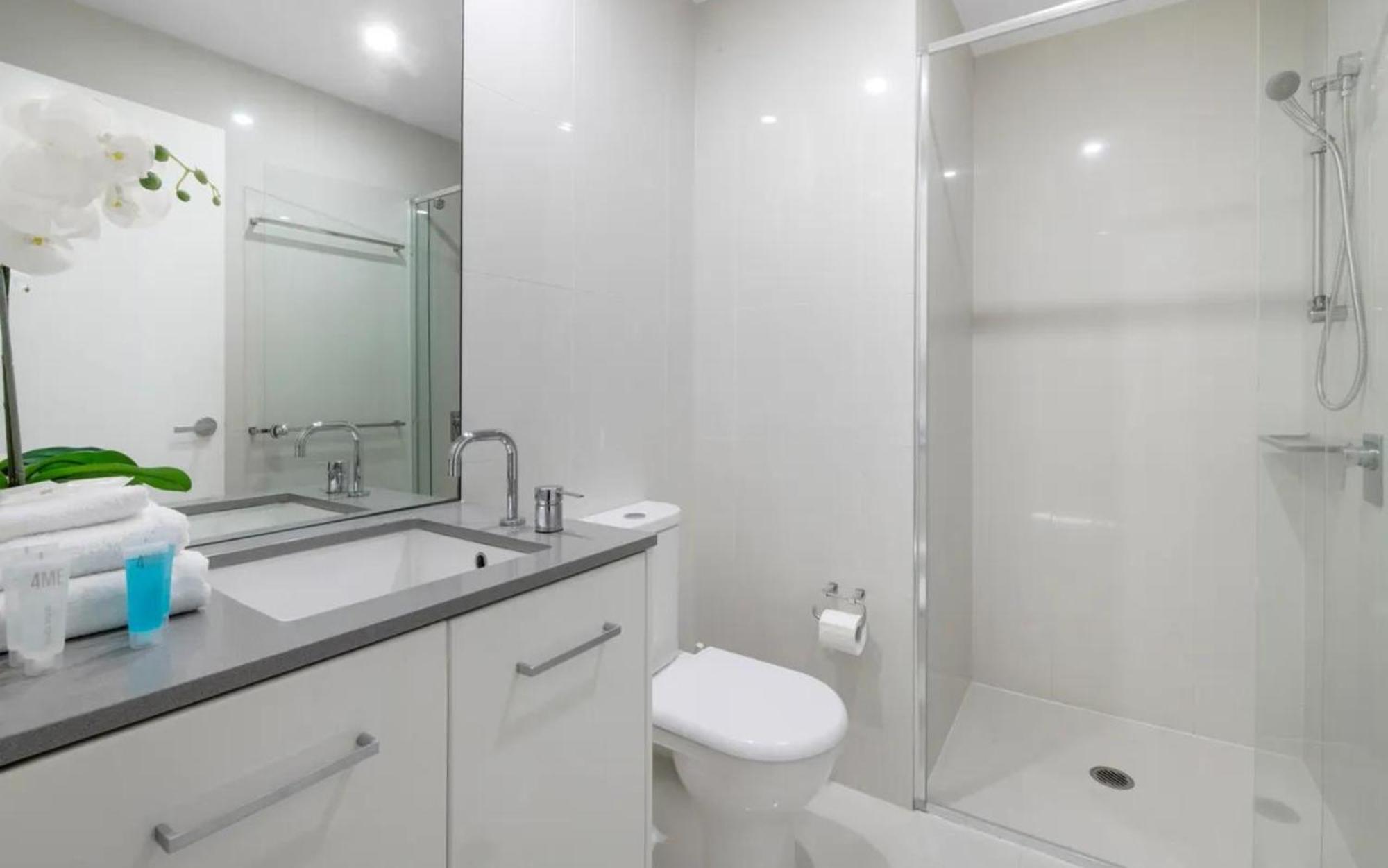 Circle On Cavill By Vaun Aparthotel Gold Coast Bagian luar foto