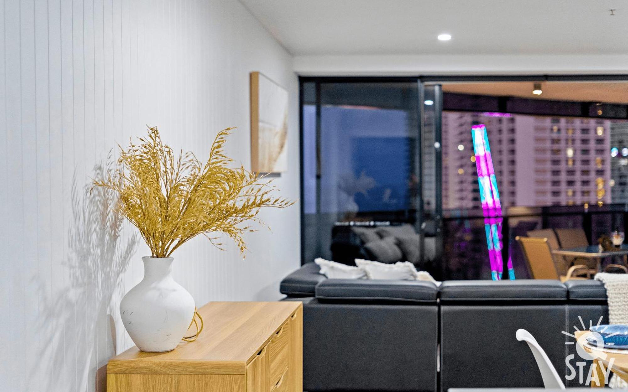 Circle On Cavill By Vaun Aparthotel Gold Coast Bagian luar foto