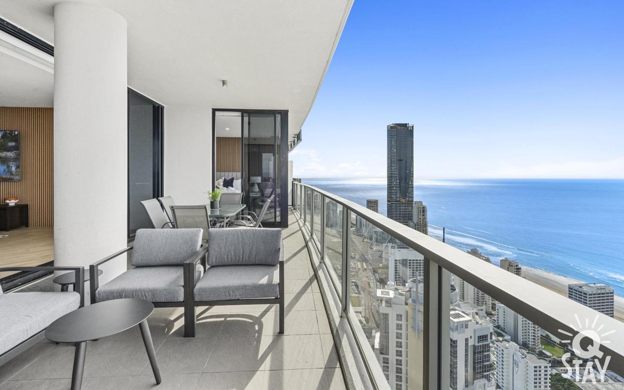 Circle On Cavill By Vaun Aparthotel Gold Coast Bagian luar foto